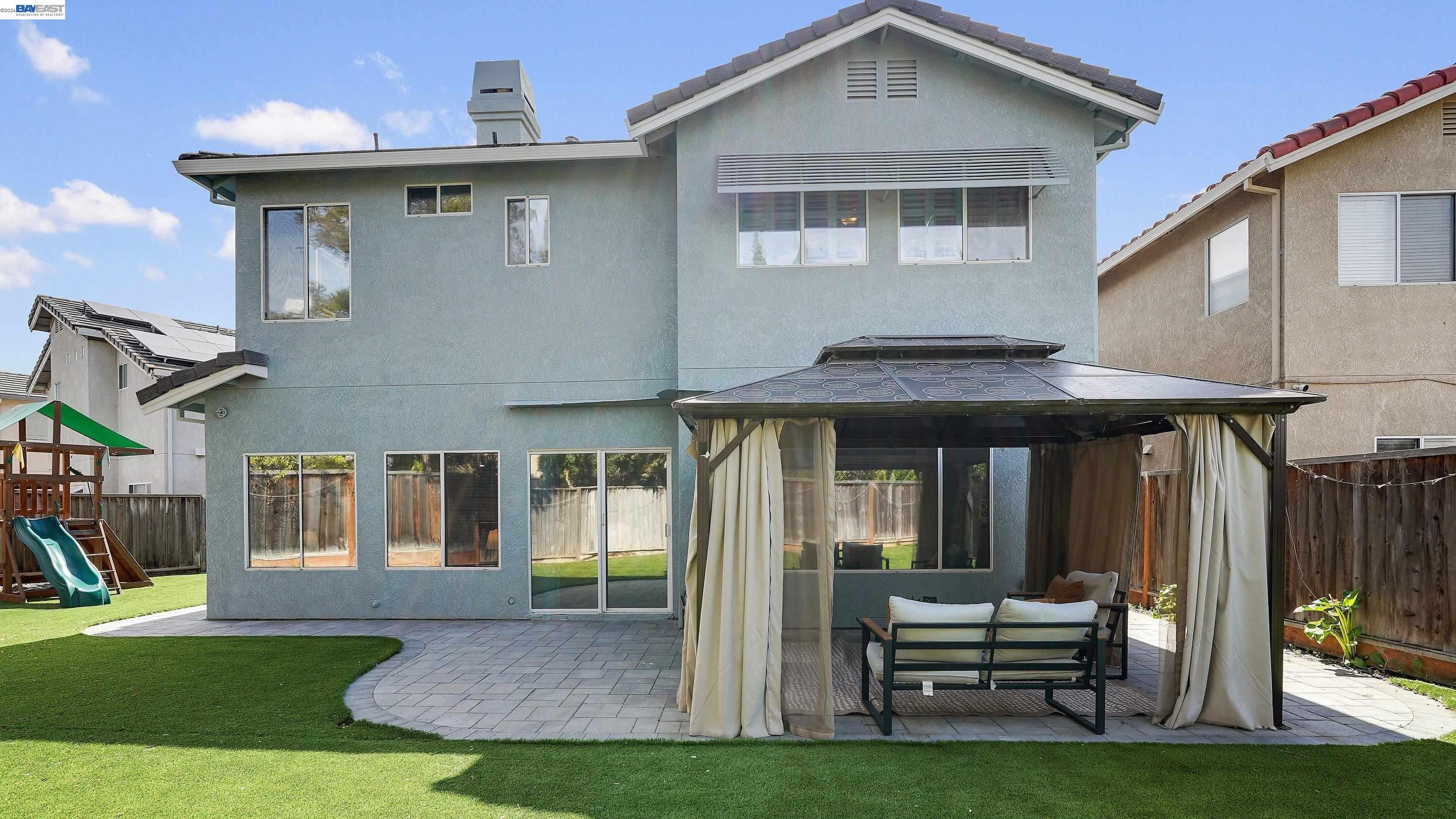 5197 Rose Way
