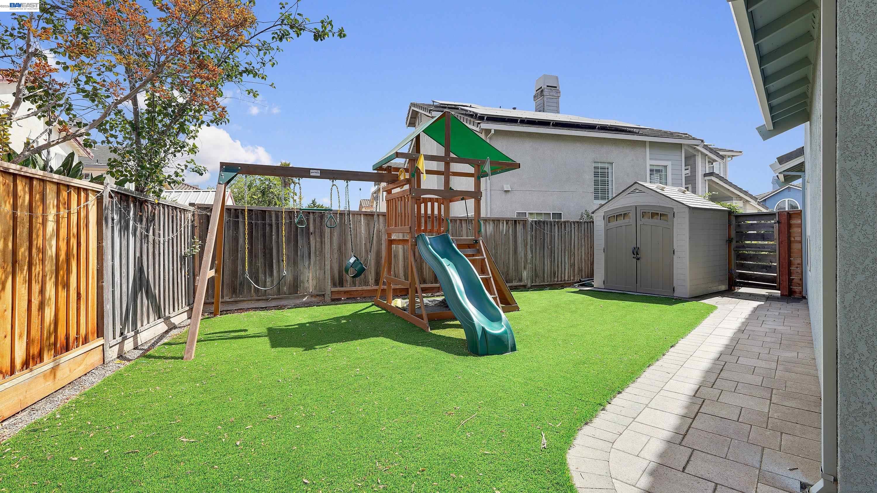 5197 Rose Way
