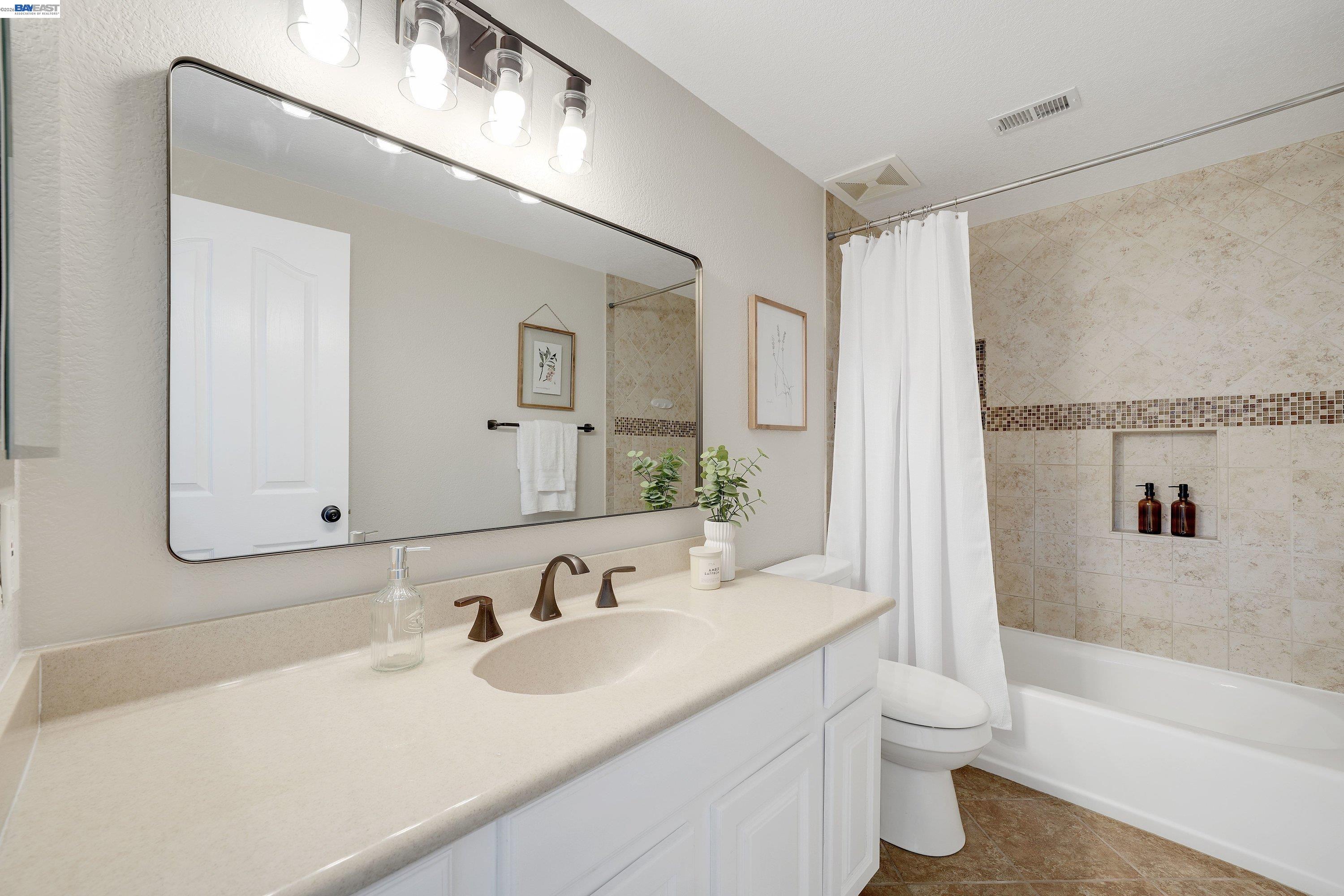 32808 Oakdale Ct