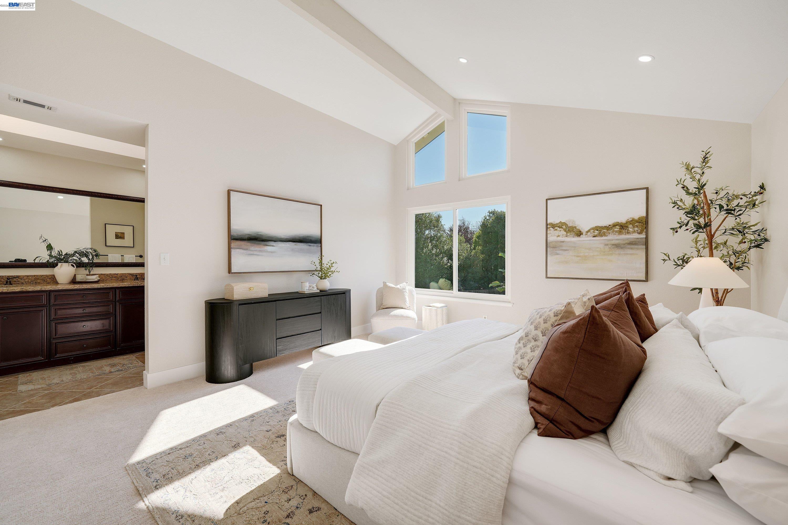 32808 Oakdale Ct