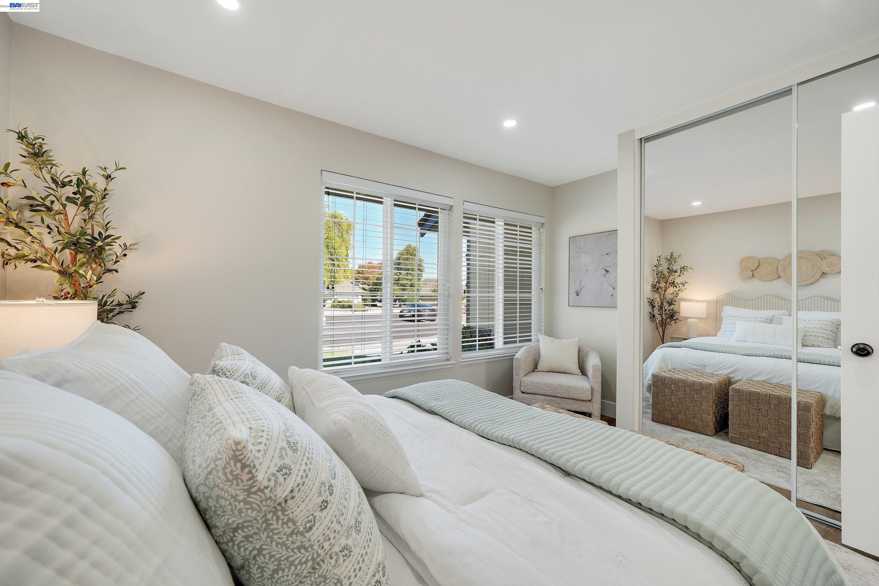 32808 Oakdale Ct