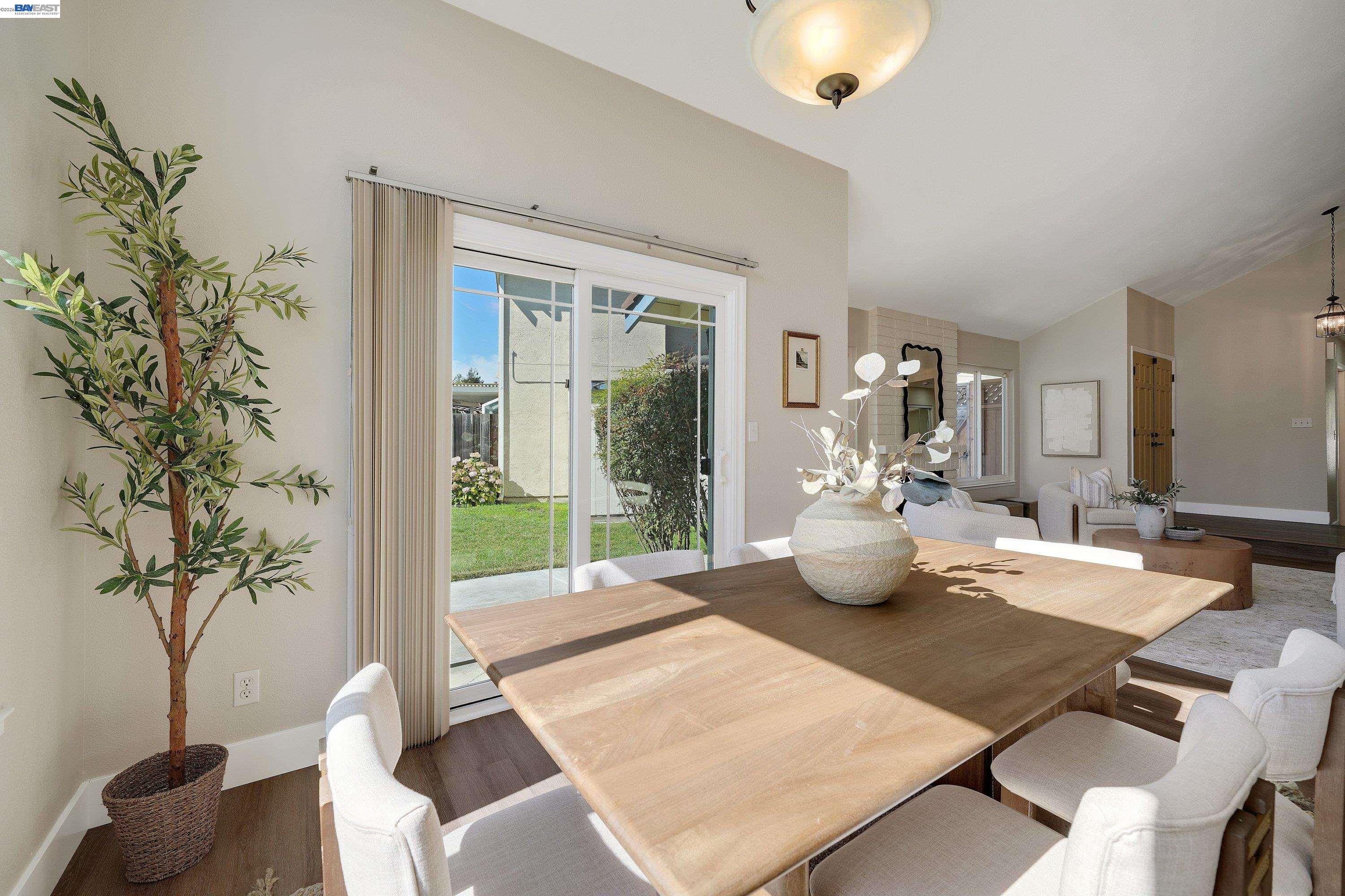 32808 Oakdale Ct