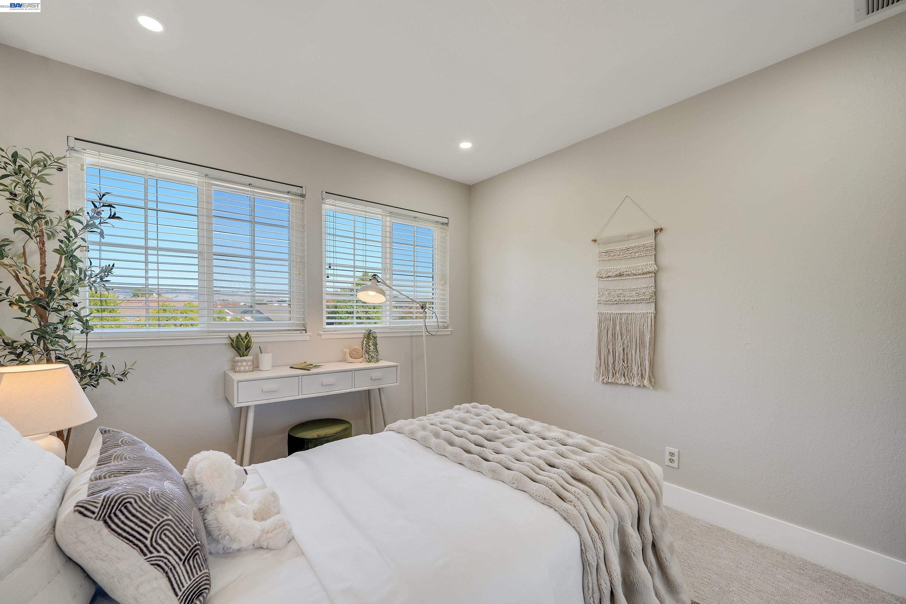32808 Oakdale Ct