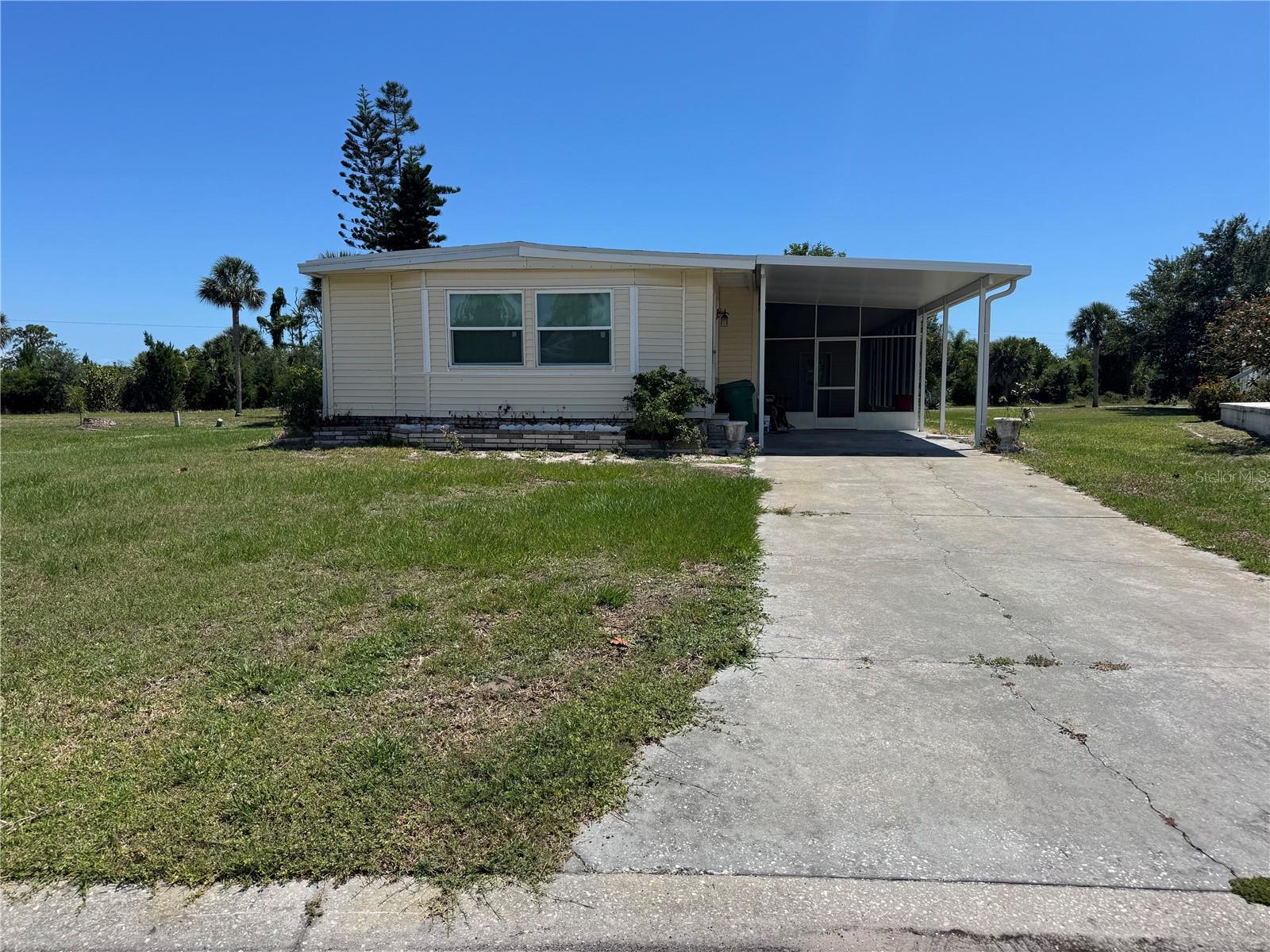 3312 BLUE JAY LN