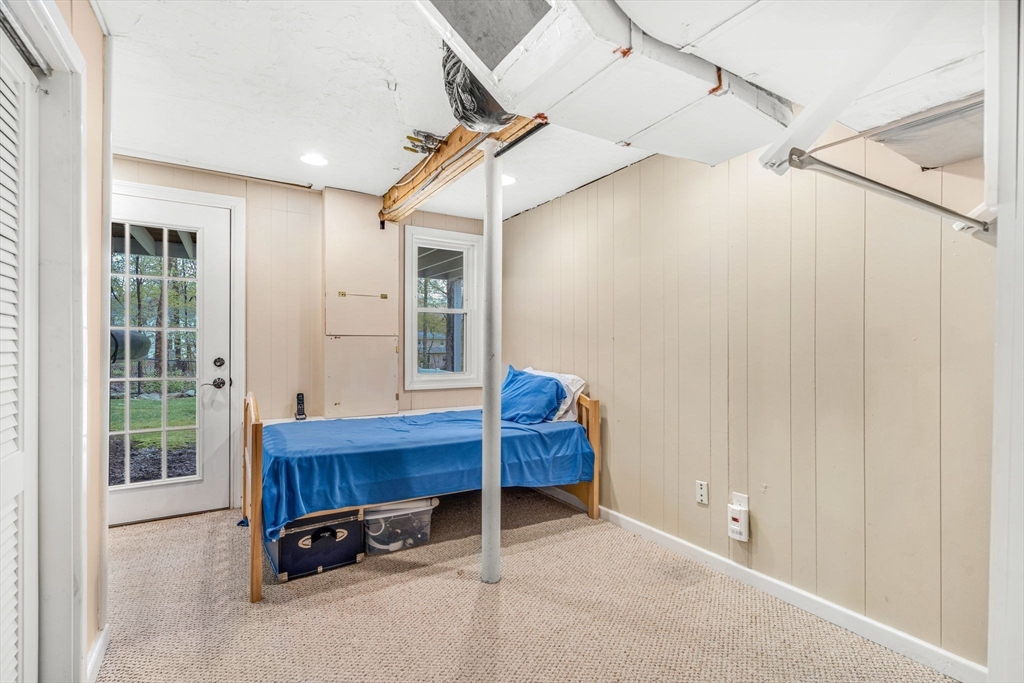 5 Susan Dr