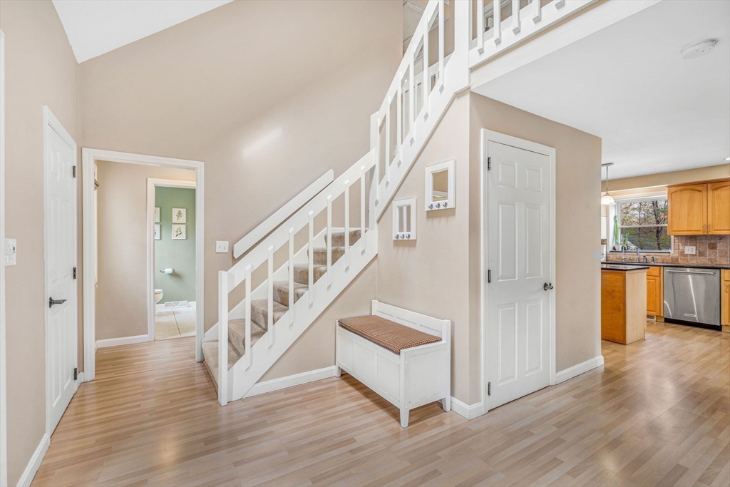 5 Susan Dr