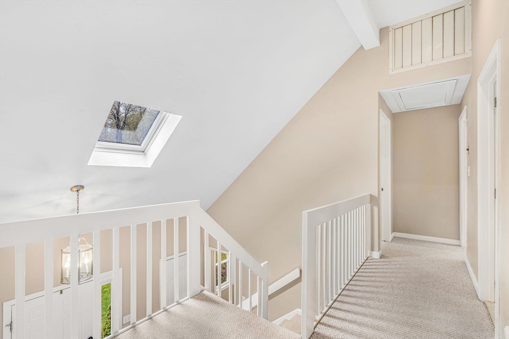 5 Susan Dr