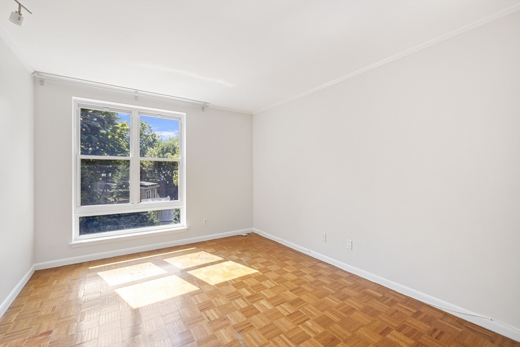 100 Marion Street # 27