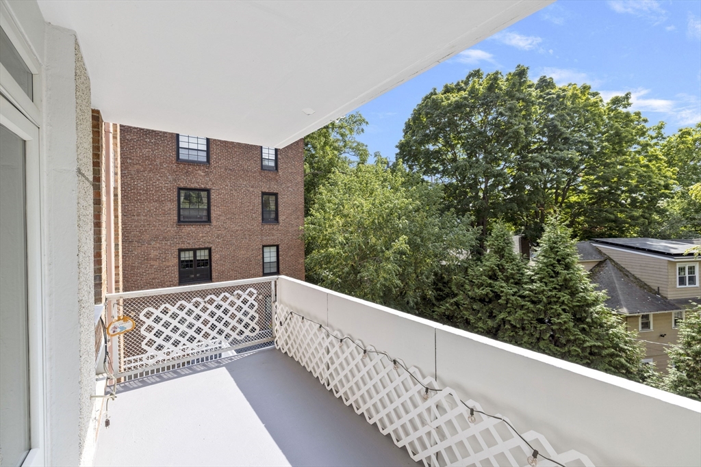 100 Marion Street # 27