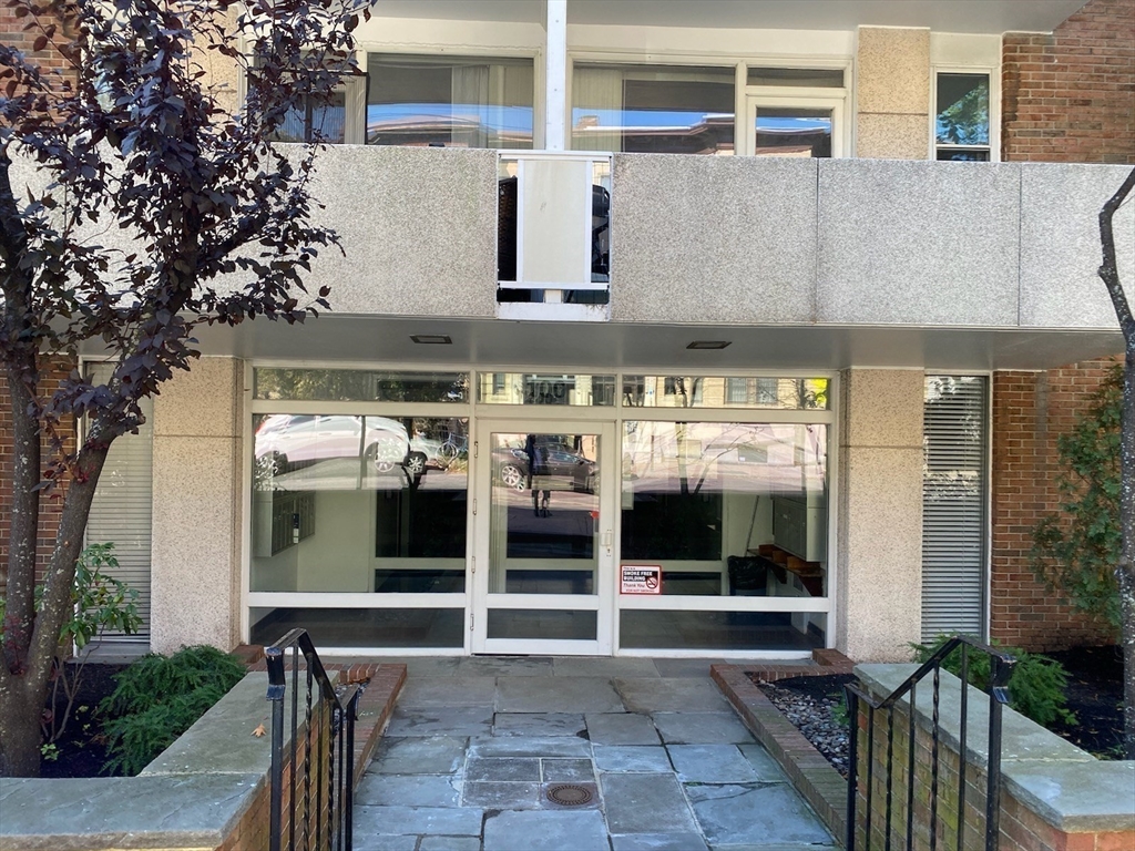 100 Marion Street # 27