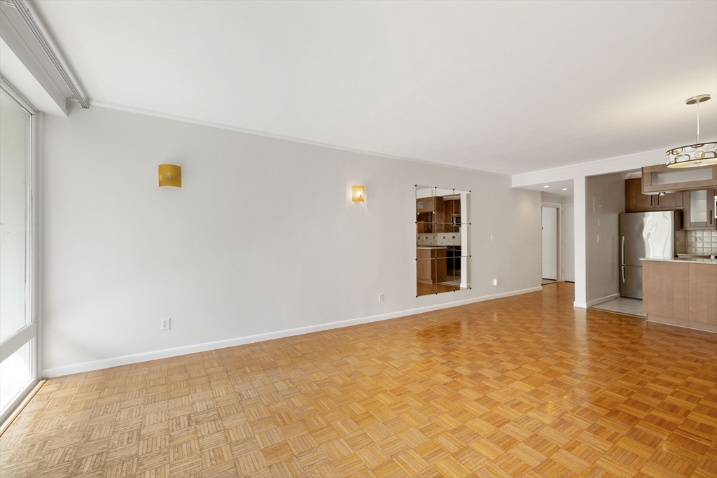 100 Marion Street # 27