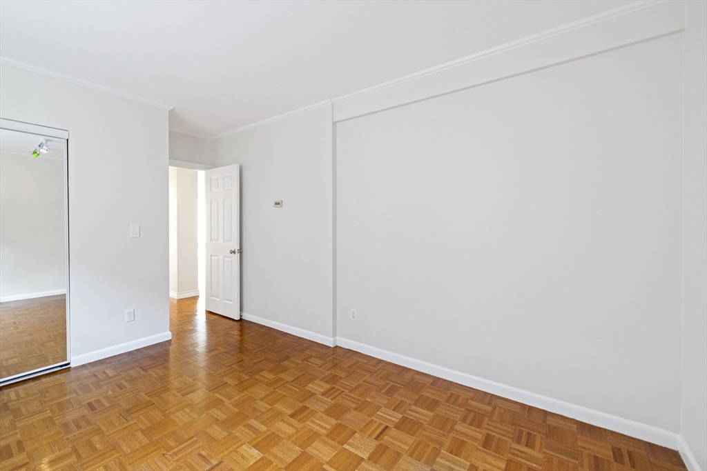 100 Marion Street # 27