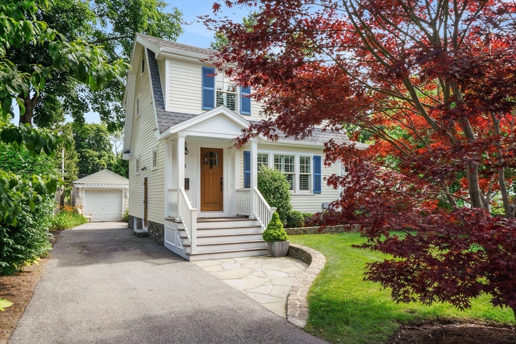 11 Bryn Mawr Rd