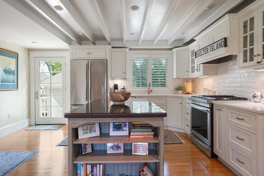 11 Bryn Mawr Rd