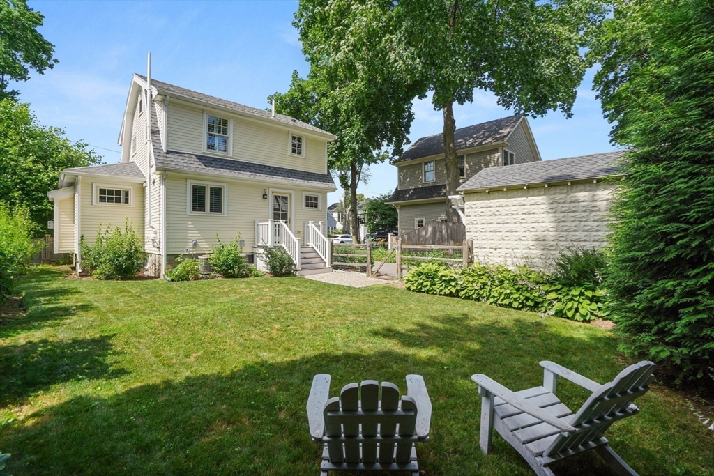 11 Bryn Mawr Rd