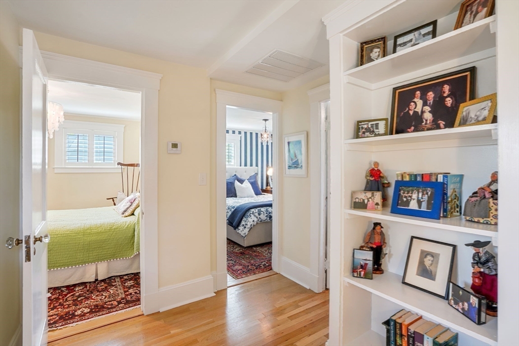 11 Bryn Mawr Rd