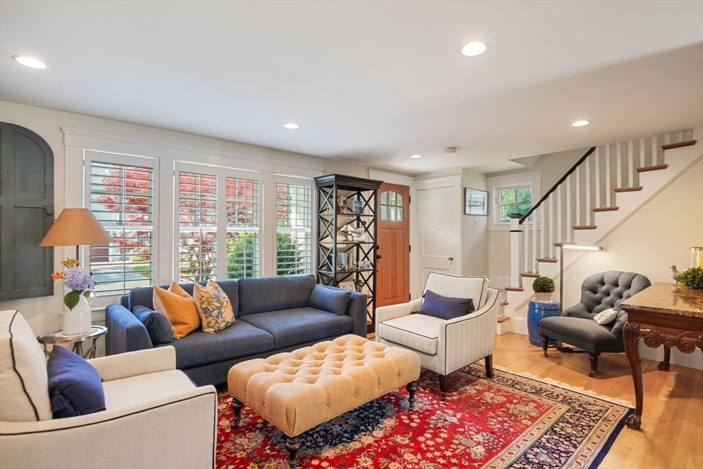 11 Bryn Mawr Rd