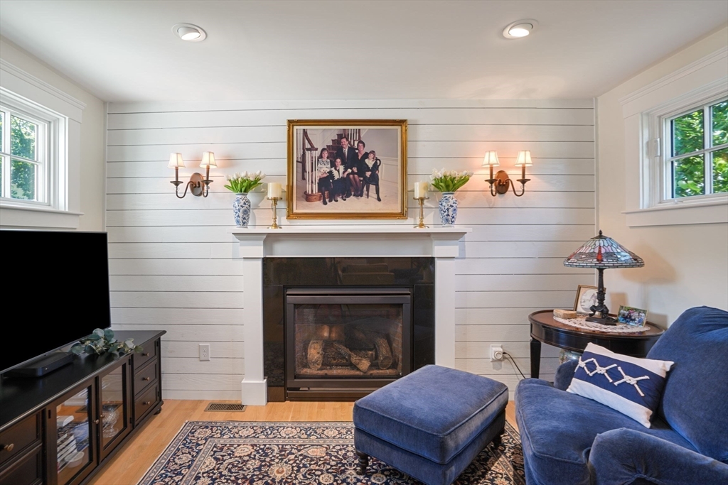 11 Bryn Mawr Rd