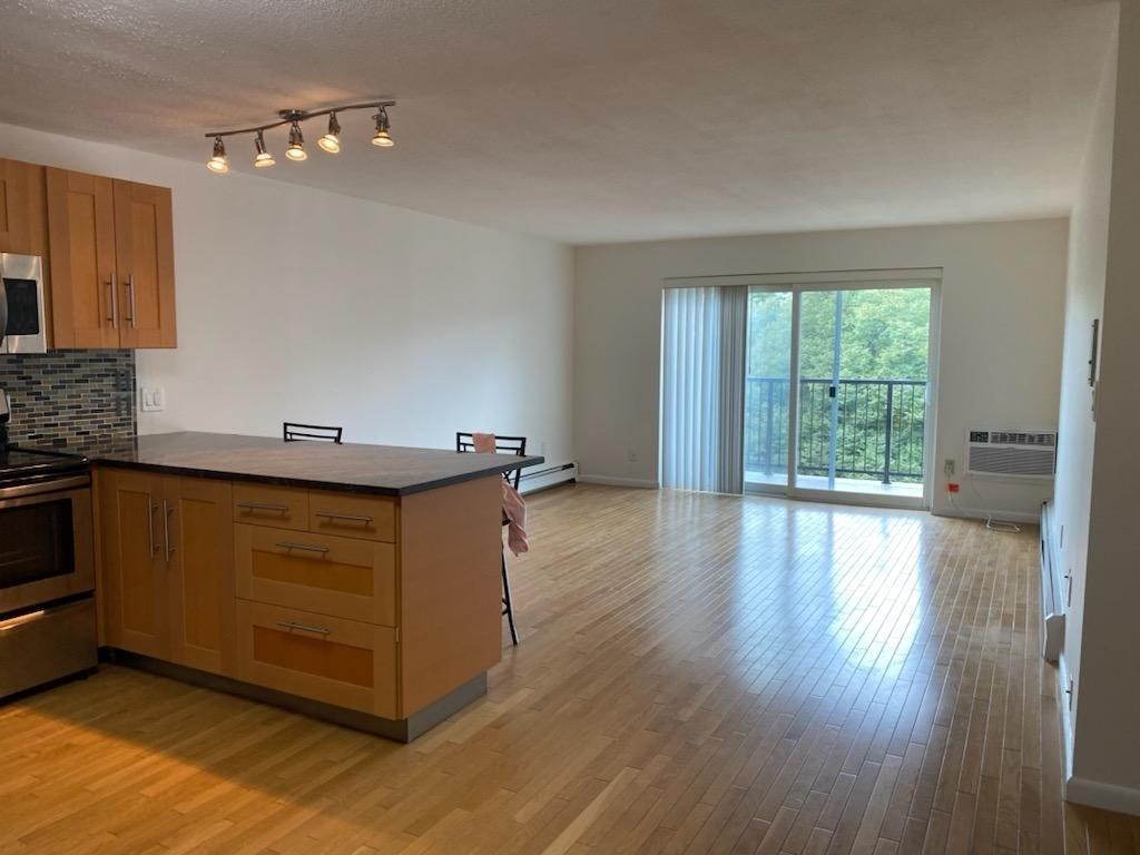 15 Francis Street # 46