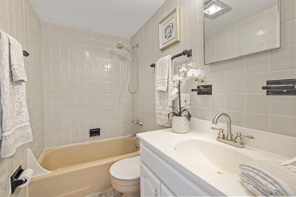 110 Lanark Road # 12