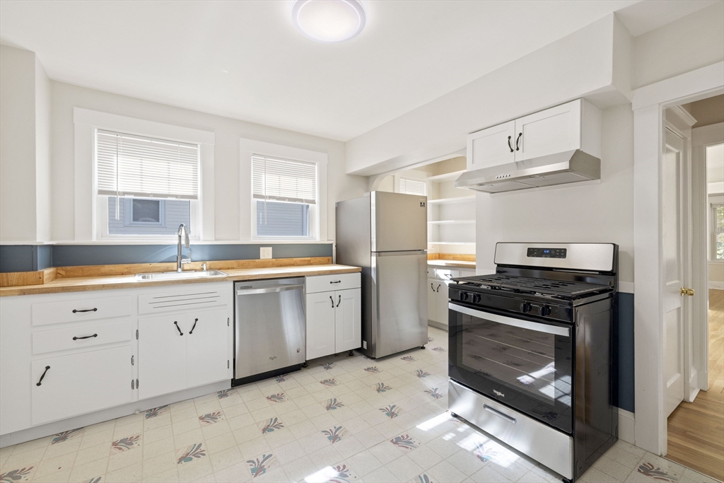 24 Bradford Rd # 1