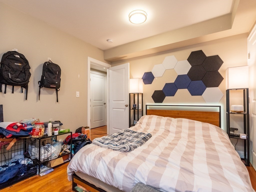 107 Kenrick St # 107