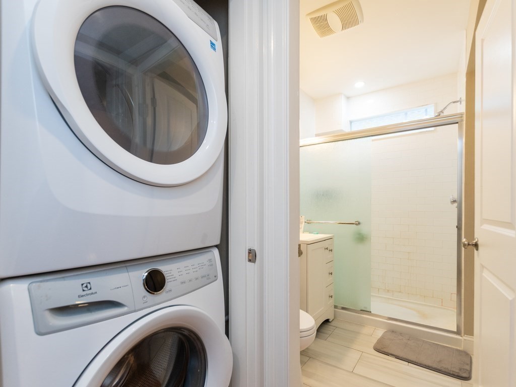 107 Kenrick St # 107