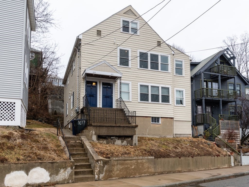 107 Kenrick St # 107