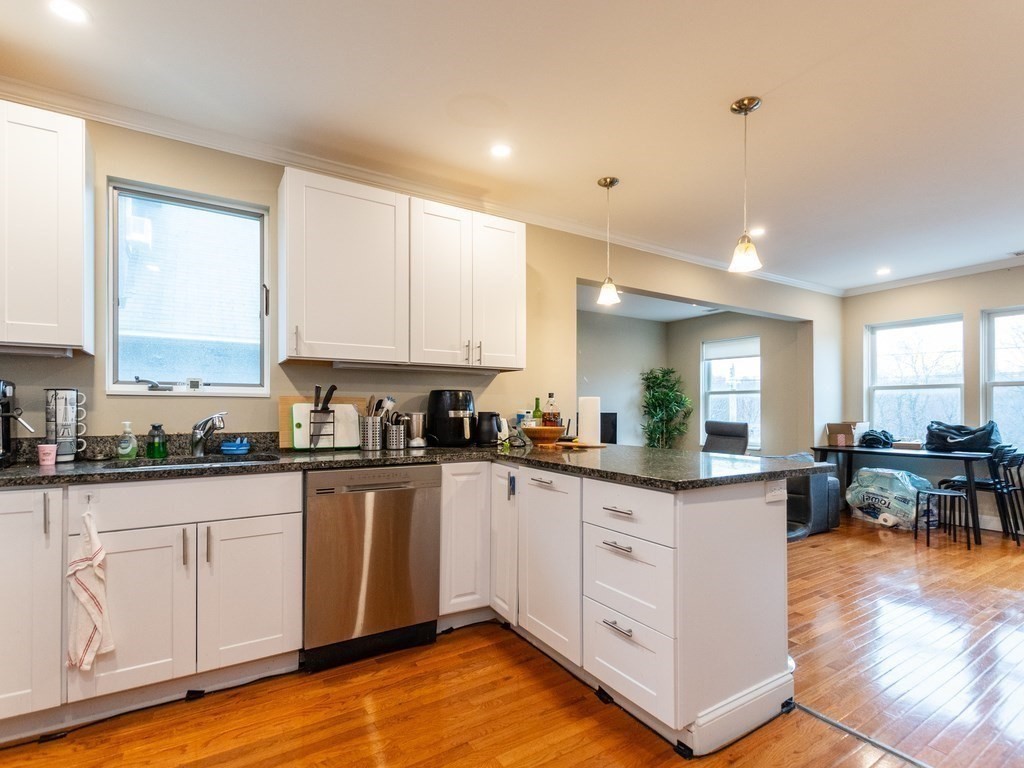 107 Kenrick St # 107