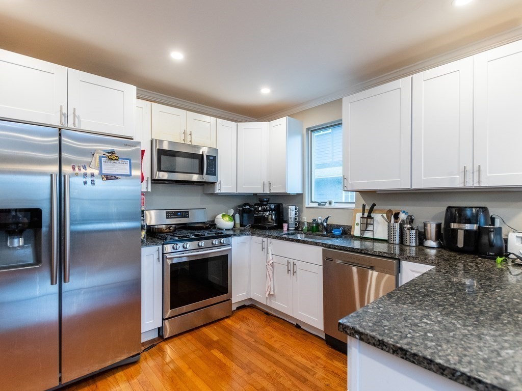 107 Kenrick St # 107