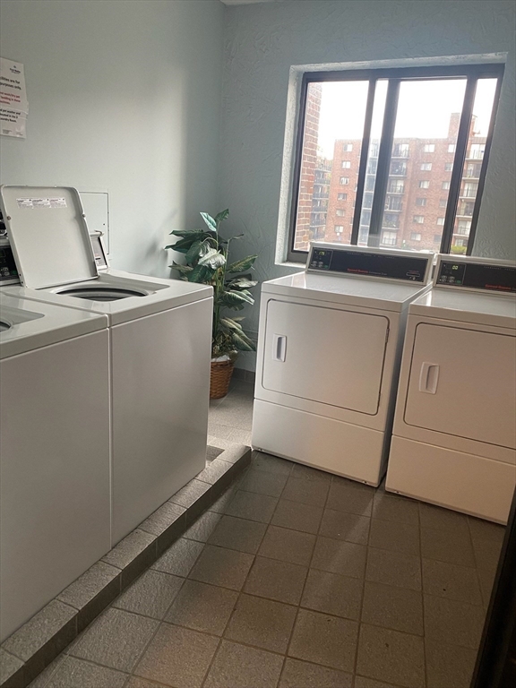 32 Whites Ave # 4408