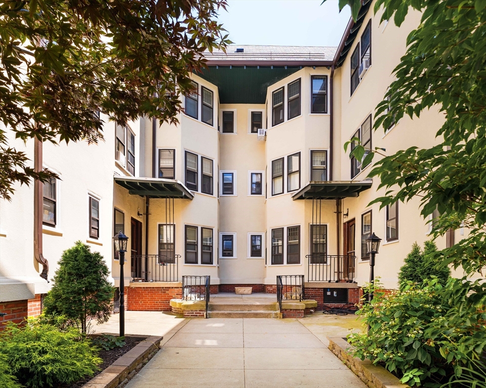 2 Clinton Street # 37