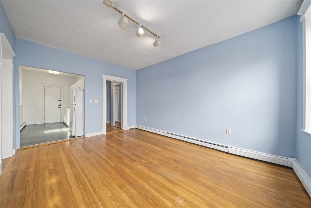 1625 Commonwealth Ave # 18