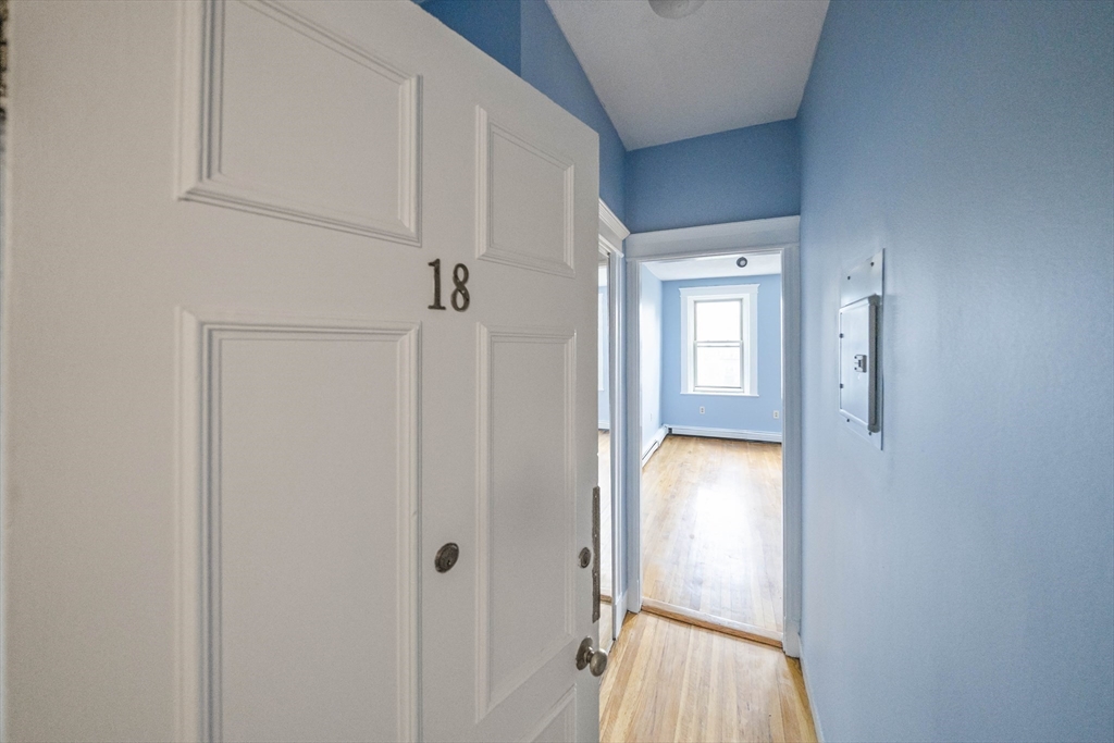 1625 Commonwealth Ave # 18