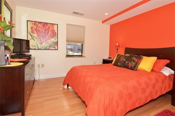 87 Gainsborough St # 007