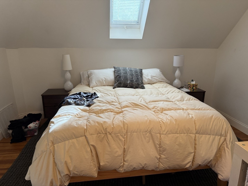 99 Coolidge St - Penthouse Apt, Brookline Unit: 3rd Flr