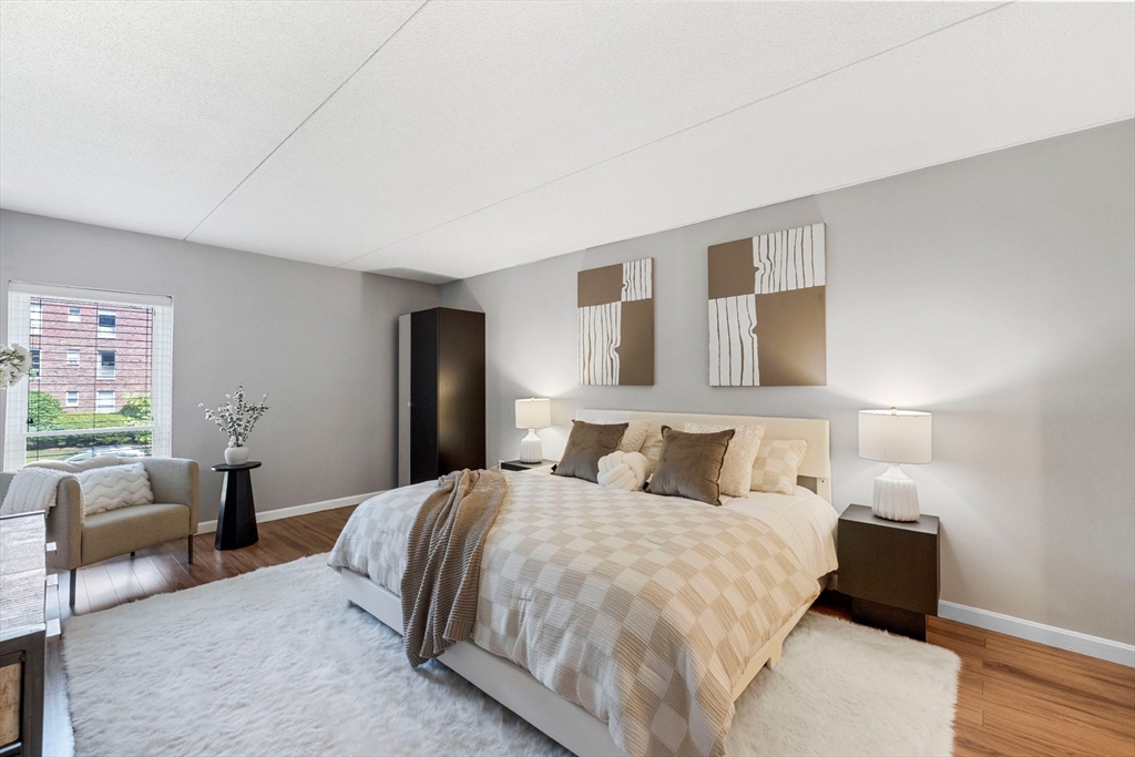 50-56 Broadlawn Park # 221