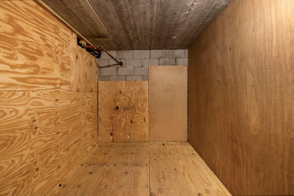 50-56 Broadlawn Park # 221