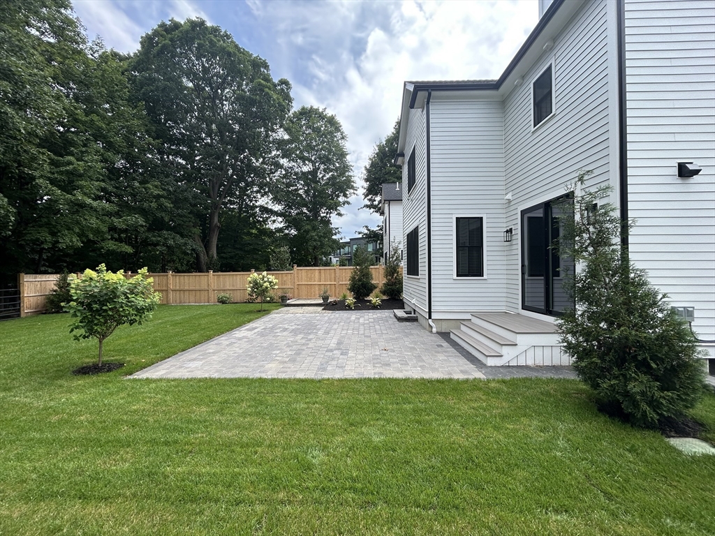 132 Hillside Ave # 132