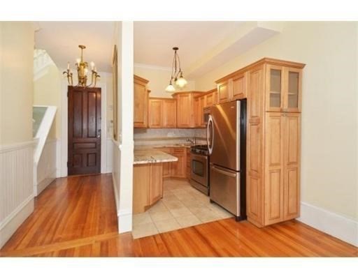 189 Beacon Street # 7