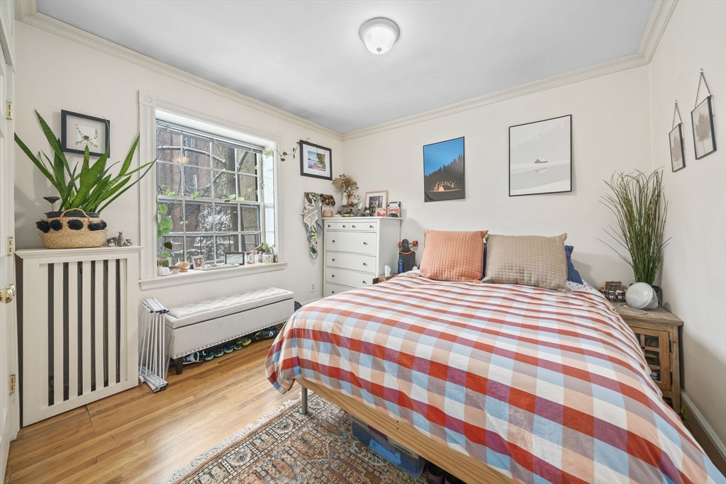 7 Primus Ave # 4