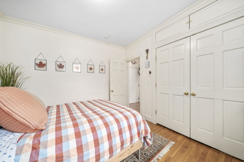 7 Primus Ave # 4