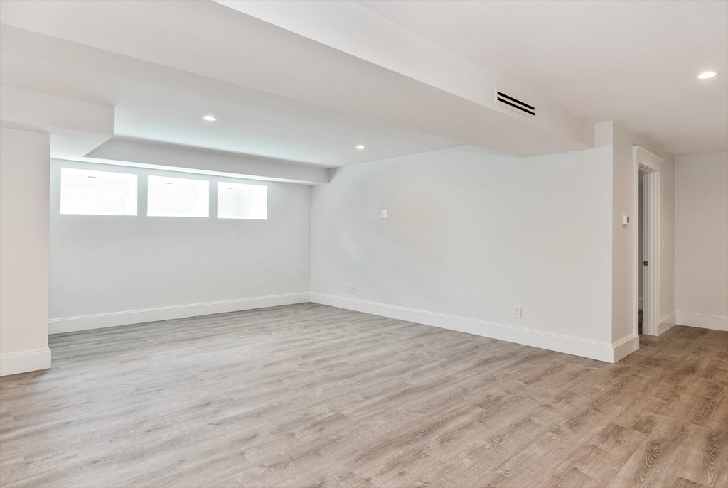 307 Lexington Street # 307