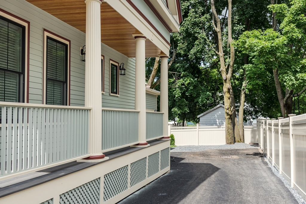 307 Lexington Street # 307