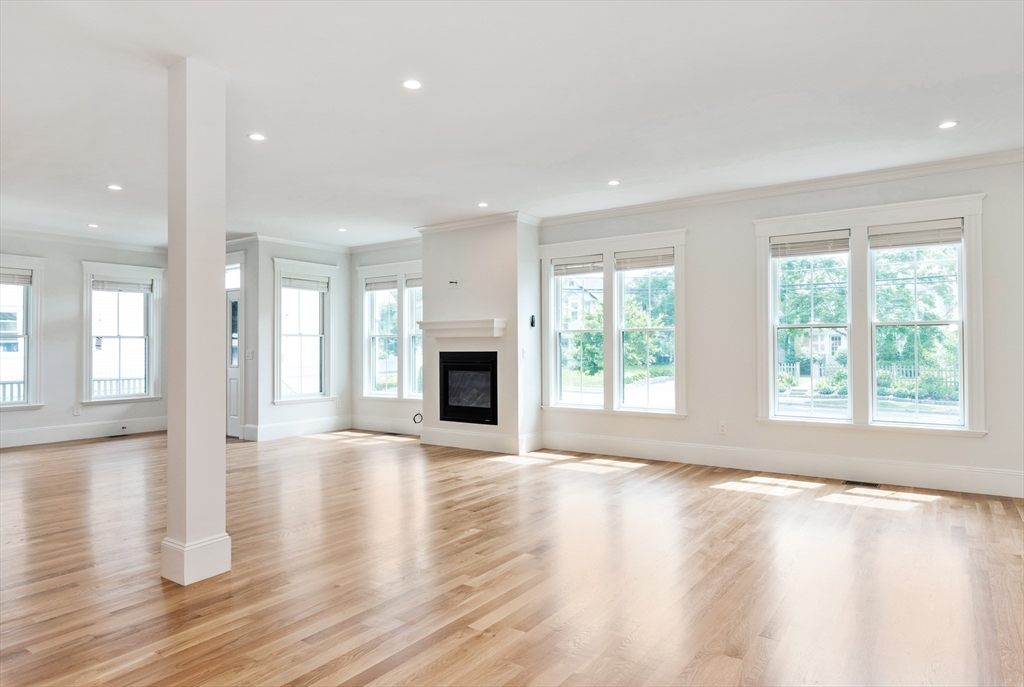 307 Lexington Street # 307