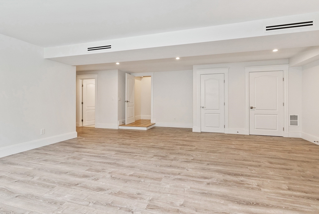 307 Lexington Street # 307