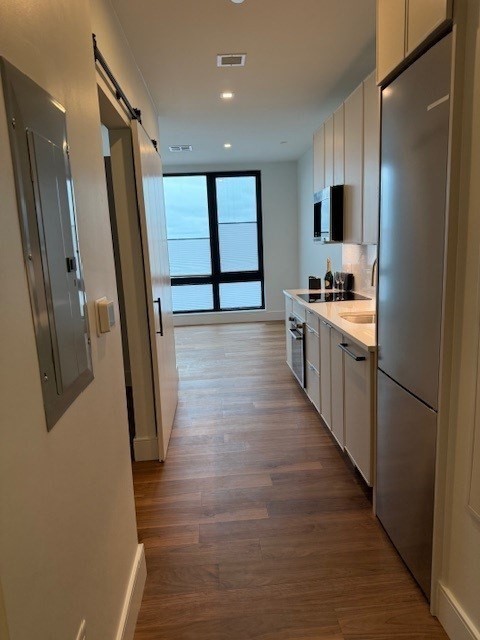 1515 Commonwealth Ave # 607