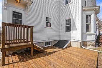 12 Victoria St # 2