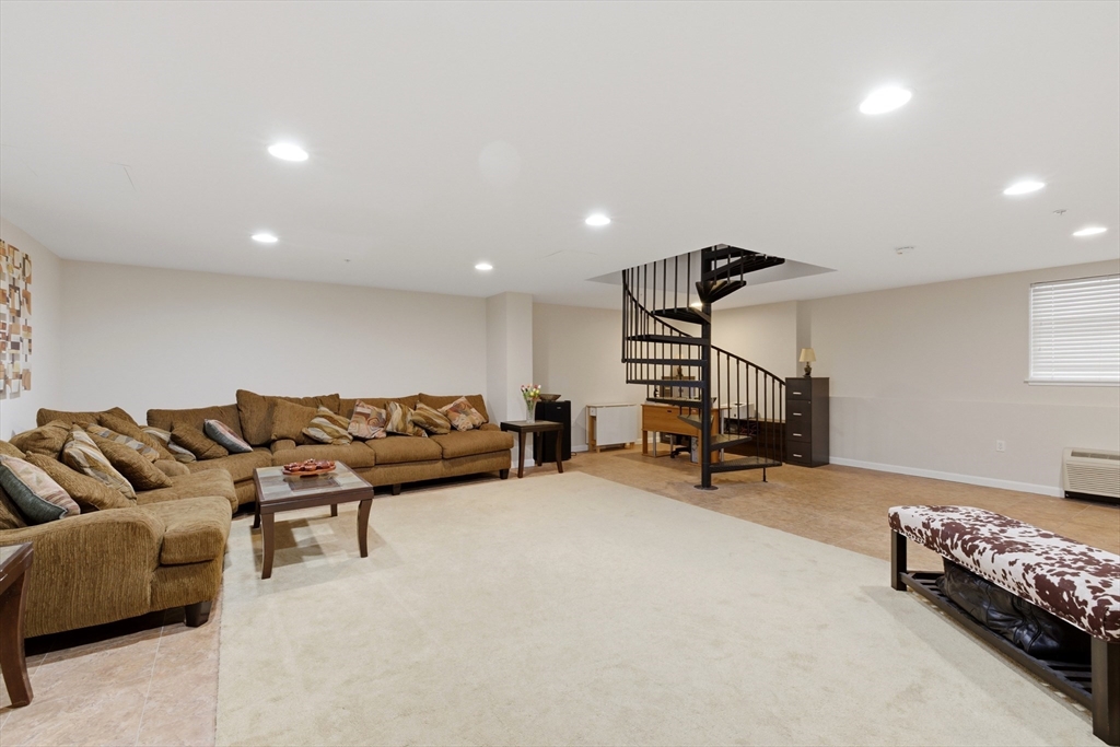 30 Franklin Street # 113