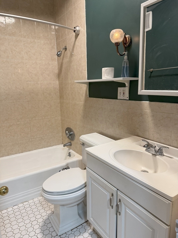 36 Orkney Road # 3